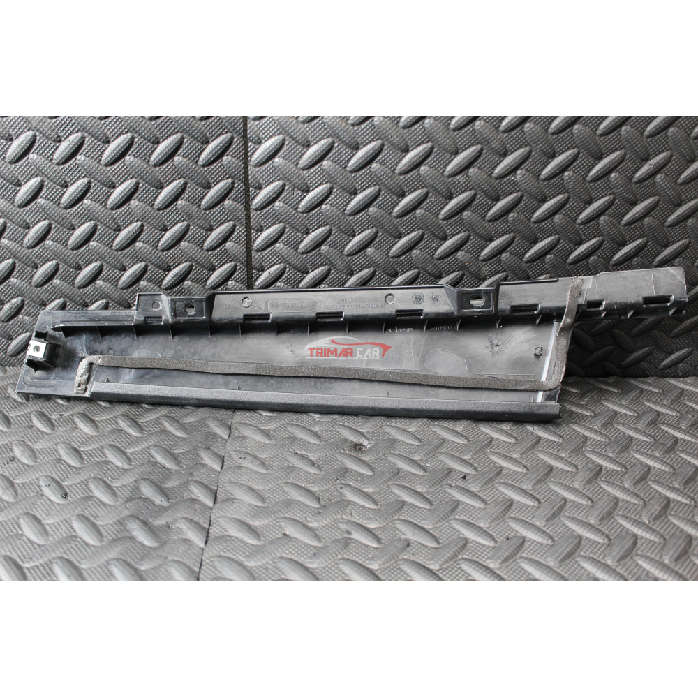 39136474 YQ00060580 MODANATURA SPORTELLO ANTERIORE SINISTRO CITROEN C3 AIRCROSS II 2 (2023) 1.2 110CV 81KW EB2ADT/EU63 HNP