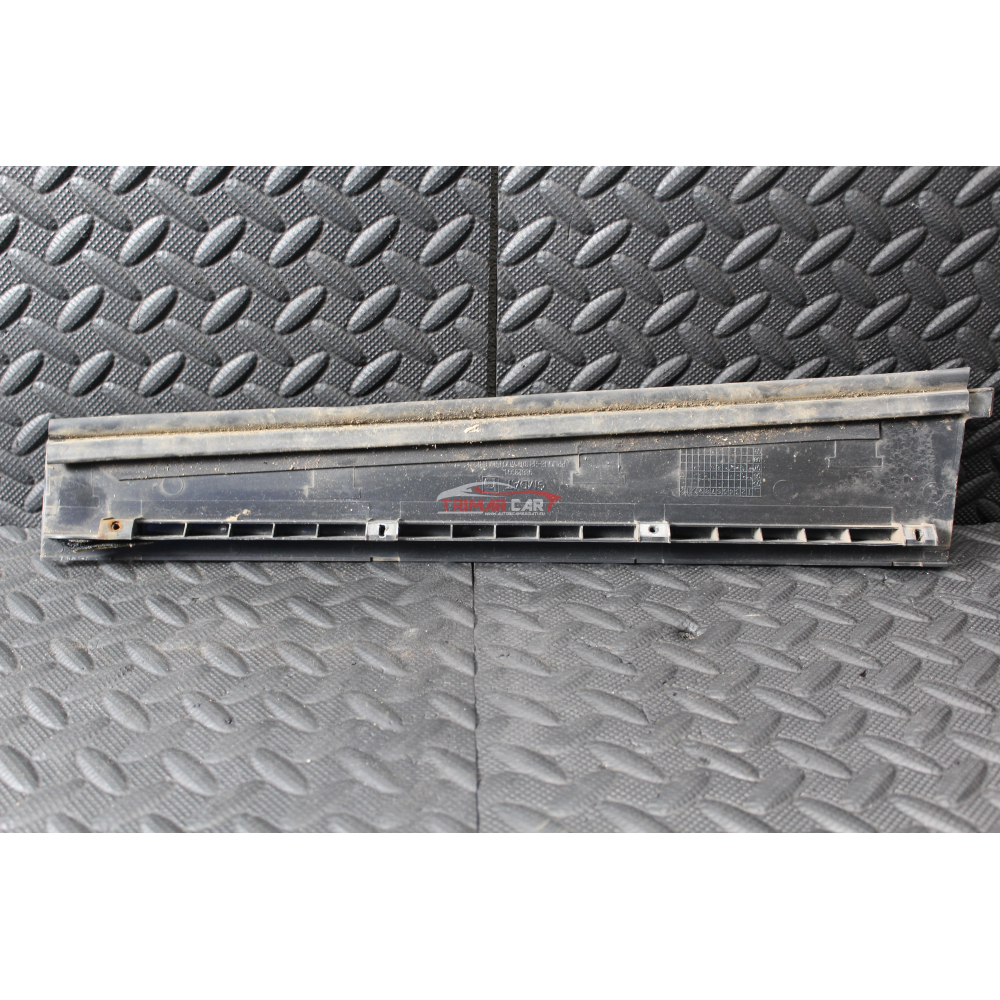 96623991 MODANATURA SPORTELLO POSTERIORE SINISTRO CHEVROLET CAPTIVA (C100,C140)(2006 >) 2.0 D 4WD 4X4 150CV 110KW COD MOT; Z20S