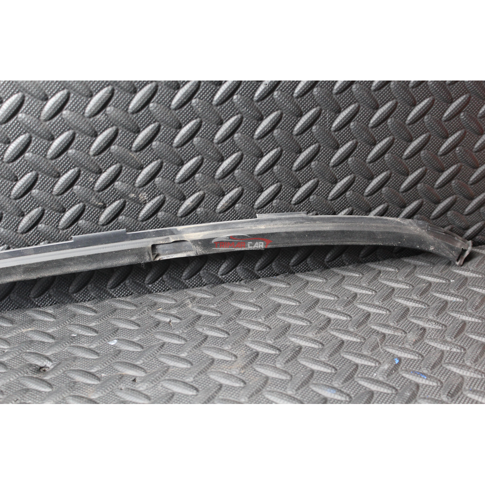 RASCHIAVETRO ESTERNO POSTERIORE SINISTRO ALFA ROMEO GIULIA 2 (952)(2015 >)