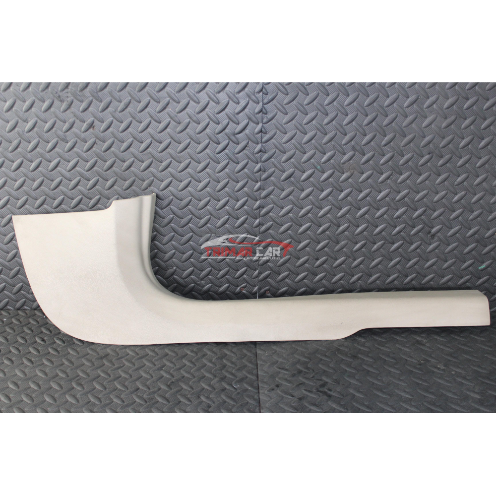 100017166 K1KL46HL1AB PROFILO BATTITACCO ANTERIORE DESTRO LANCIA THEMA 2 (LX)(2011 >) 3.0D 239CV 176KW VM24D / EXF