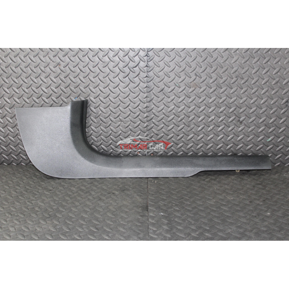 100017166 K1KL46DX9AB PROFILO BATTITACCO ANTERIORE DESTRO LANCIA THEMA 2 (LX)(2011 >) 3.0D 239CV 176KW VM24D / EXF