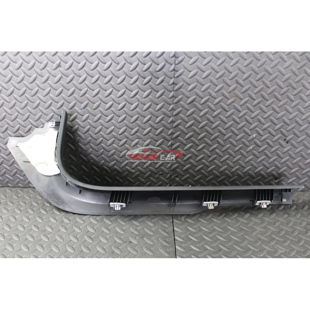 K1KL43DX9AA PROFILO BATTITACCO ANTERIORE SINISTRO LANCIA THEMA 2 (LX)(2011 >) 3.0D 239CV 176KW VM24D / EXF