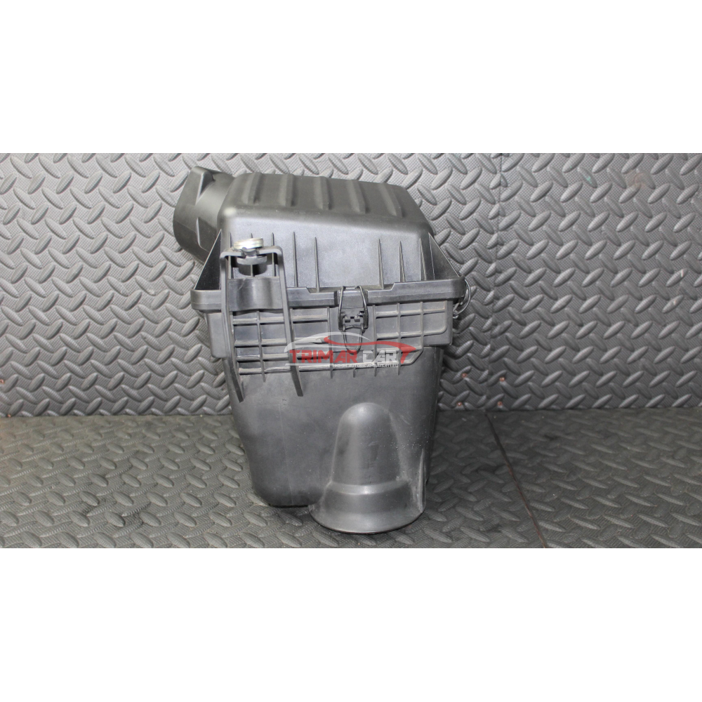 K04861758AA AIRBOX PORTAFILTRO ARIA LANCIA THEMA 2 (LX)(2011 >) 3.0D 239CV 176KW VM24D / EXF