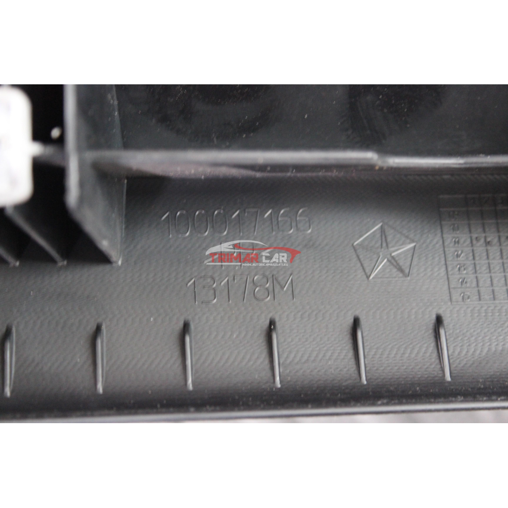 100017166 K1KL46DX9AB PROFILO BATTITACCO ANTERIORE DESTRO LANCIA THEMA 2 (LX)(2011 >) 3.0D 239CV 176KW VM24D / EXF