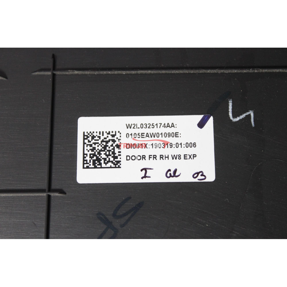 0105EW0090N PANNELLO PORTA ANTERIORE DESTRA MAHINDRA XUV500 (2011>) 2.2CRDE AWD "2021"