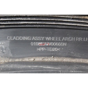 0108EAW00660N FASCIONE PASSARUOTA POSTERIORE SINISTRO MAHINDRA XUV500 (2020-2021) 2.2CRDE AWD "2021"