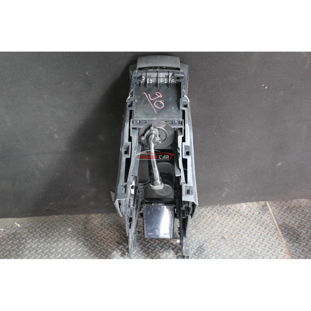 0112BAW01120K RIVESTIMENTO TUNNEL CENTRALE MAHINDRA XUV500 (2011>) 2.2CRDE AWD "2021"