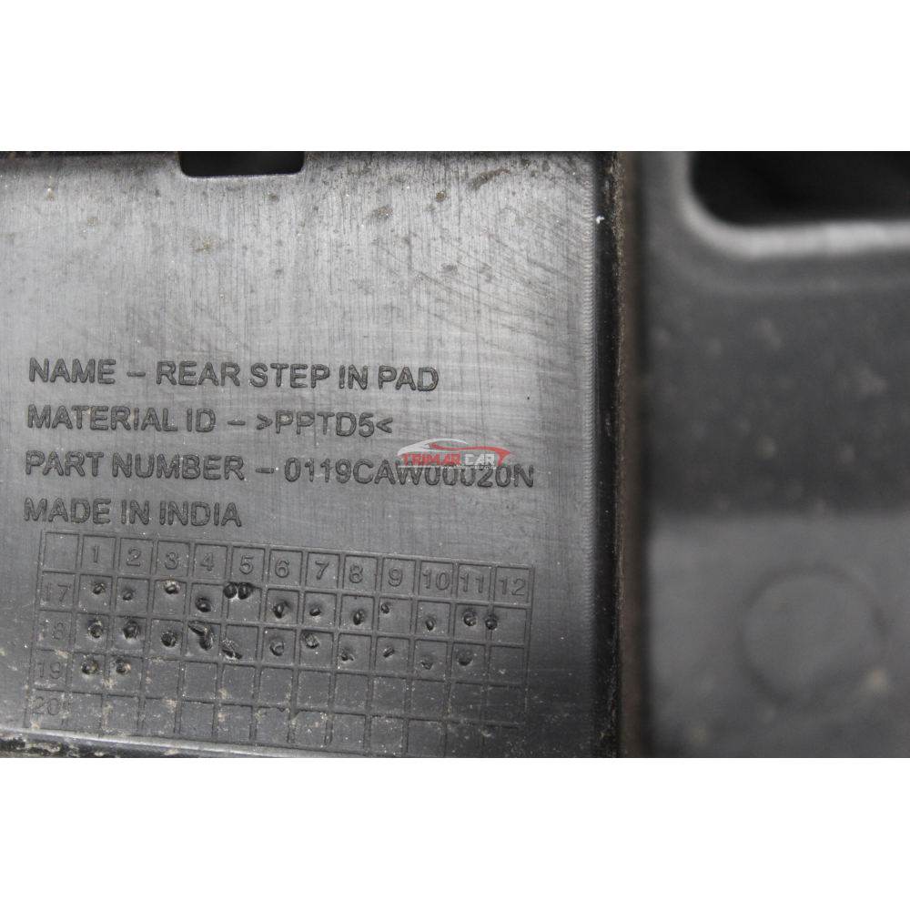 0119CAW00020N MODANATURA RIVESTIMENTO INTERNO MAHINDRA XUV500 (2011>) 2.2CRDE AWD "2021"