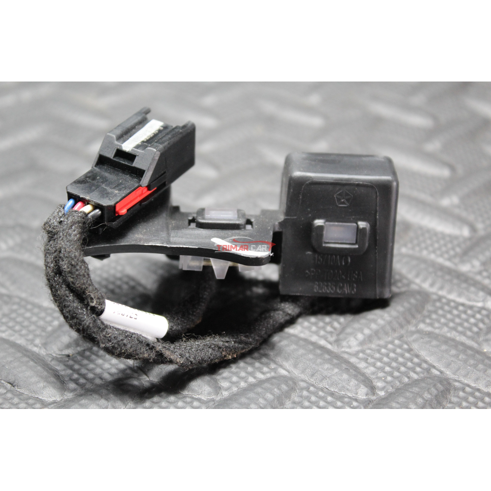 K68193643AB LUCE INTERNA CORTESIA JEEP WRANGLER 3 (JK)(2007-2018) 3.6 V6