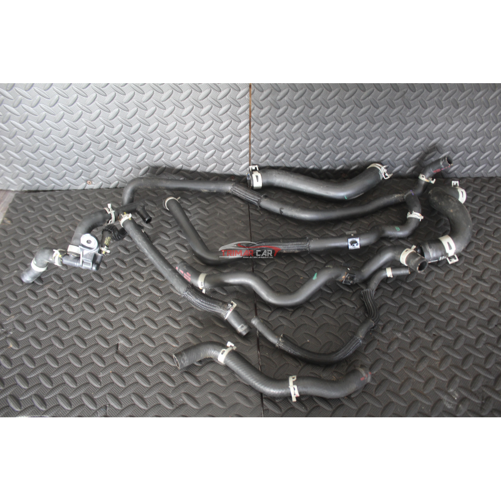 16571-K0050 KIT TUBI MANICOTTI PASSAGGIO ACQUA TOYOTA YARIS CROSS HYBRID (MXP_)(2020>) 1.5 HYBRID TRAZIONE INTEGRALE 116CV 85KW M15AFXE