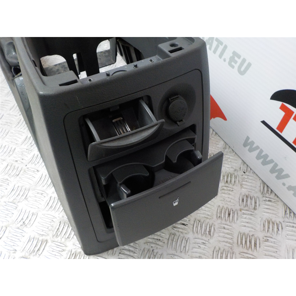 TUNNEL CENTRALE COMPLETO KIA SORENTO 1 I (JC) [2002-2009] COD: 84610-3E000