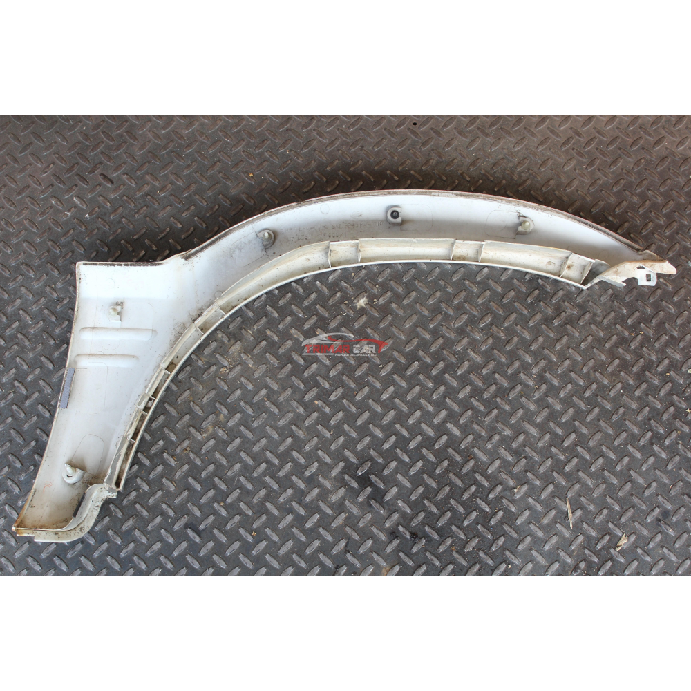 638117F600 FASCIONE PASSARUOTA ANTERIORE SINISTRO 5P NISSAN TERRANO 2 II (R20)(92-07) 2.7 TDI 4WD 125CV 92KW TD27TI