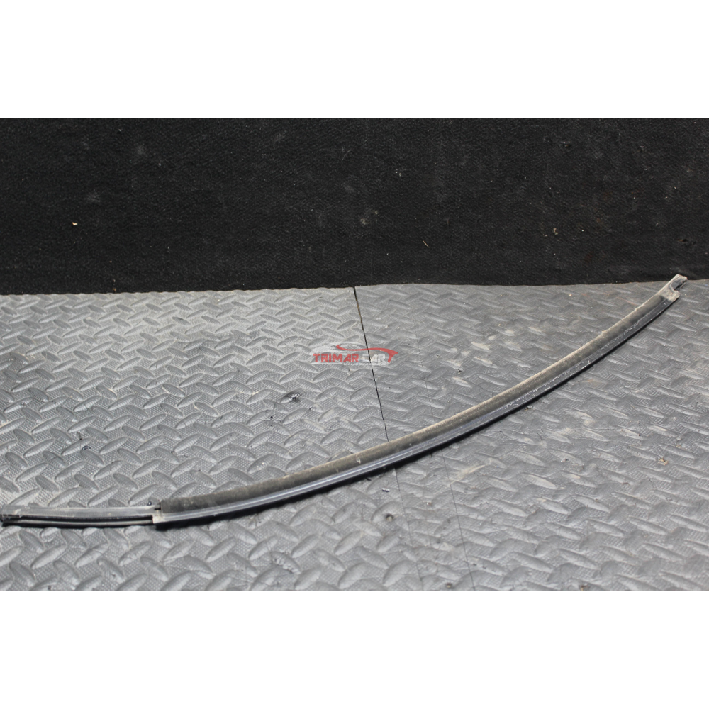 5F4839477C RASCHIAVETRO ESTERNO POSTERIORE SINISTRO SEAT LEON (5F1)(2012 >) 1.6TDI 81KW 110CV CXXB