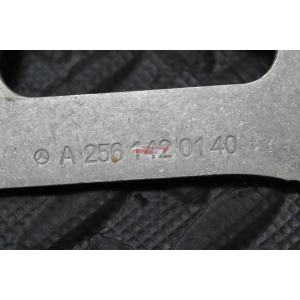 A2561420140 SUPPORTO STAFFA TURBINA MERCEDES AMG GT (C190)(2014 >) (2018) EQ BOOST 4-MATIC (32.000KM) 3.0