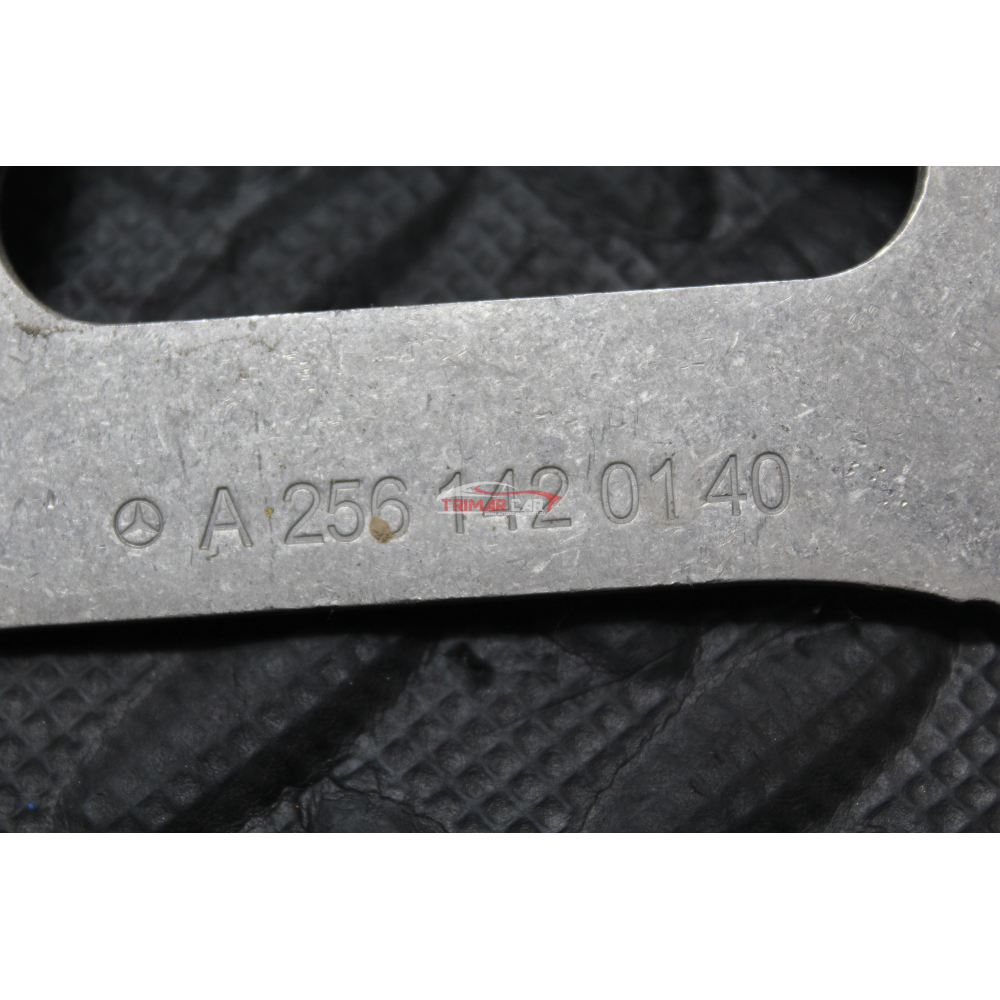 A2561420140 SUPPORTO STAFFA TURBINA MERCEDES AMG GT (C190)(2014 >) (2018) EQ BOOST 4-MATIC (32.000KM) 3.0