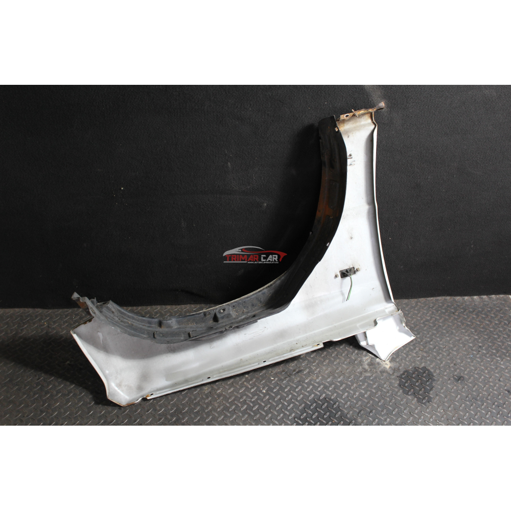 PARAFANGO ANTERIORE SX SINISTRO C/FORO LUCCIOLA SUZUKI VITARA 1 (ET,TA)(1988-1999) 1.6 8V BENZINA G16A