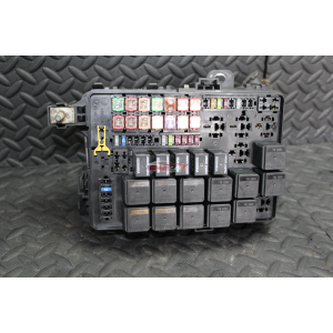 K68081218AB CENTRALINA SCATOLA PORTAFUSIBILI LANCIA THEMA 2 (LX)(2011 >) 3.0D 239CV 176KW VM24D / EXF