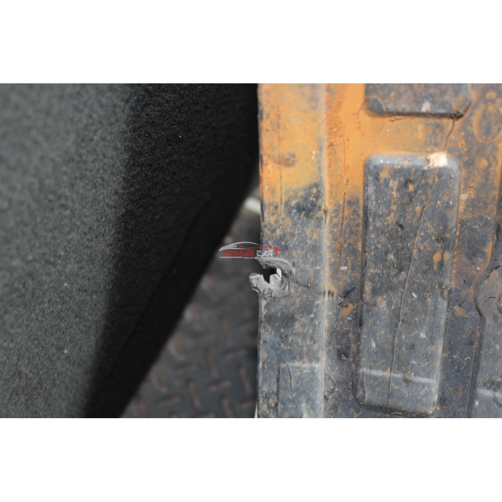 PARAFANGO ANTERIORE SX SINISTRO C/FORO LUCCIOLA SUZUKI VITARA 1 (ET,TA)(1988-1999) 1.6 8V BENZINA G16A