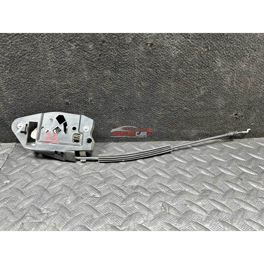 51892596 SUPPORTO MANIGLIA ESTERNA ANTERIORE DESTRA CON LACCIO FIAT PANDA 3 (312,319)(2012 >)