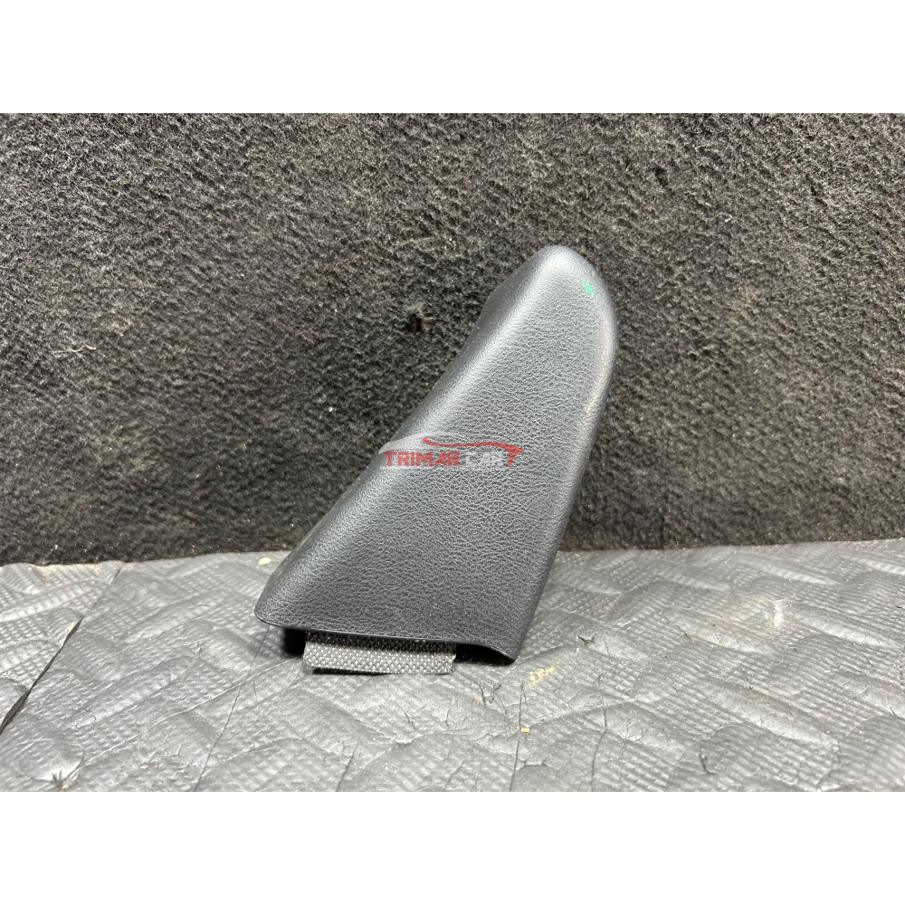 735490126 TRIANGOLO PORTA POSTERIORE DESTRA LANCIA YPSILON 3 (312)(2011 >)