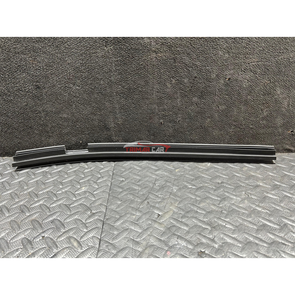 51839012 RASCHIAVETRO INTERNO POSTERIORE DESTRO LANCIA YPSILON 3 (312)(2011 >)