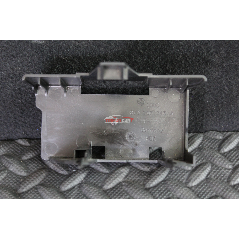 8V0907243A SUPPORTO CENTRALINA SENSORI PARCHEGGIO AUDI A3 CABRIOLET (8V7,8VE)(2013 >) 2.0 TDI 150CV 110KW CRLB