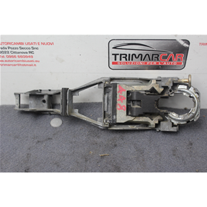 SUPPORTO STAFFA MANIGLIA ESTERNA ANTERIORE DESTRA VW POLO (9N) (01-12) 3B0837886