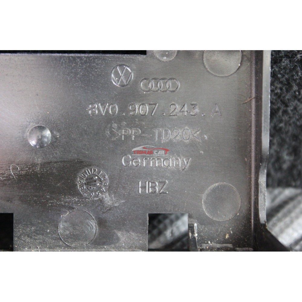 8V0907243A SUPPORTO CENTRALINA SENSORI PARCHEGGIO AUDI A3 CABRIOLET (8V7,8VE)(2013 >) 2.0 TDI 150CV 110KW CRLB