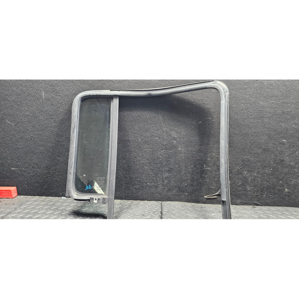 GUARNIZIONE GUIDA+ VETRO CRISTALLO FISSO PORTA POSTERIORE SINISTRO 5P JEEP WRANGLER 4 IV (JL)(2017 >) 2.2MULTIJET