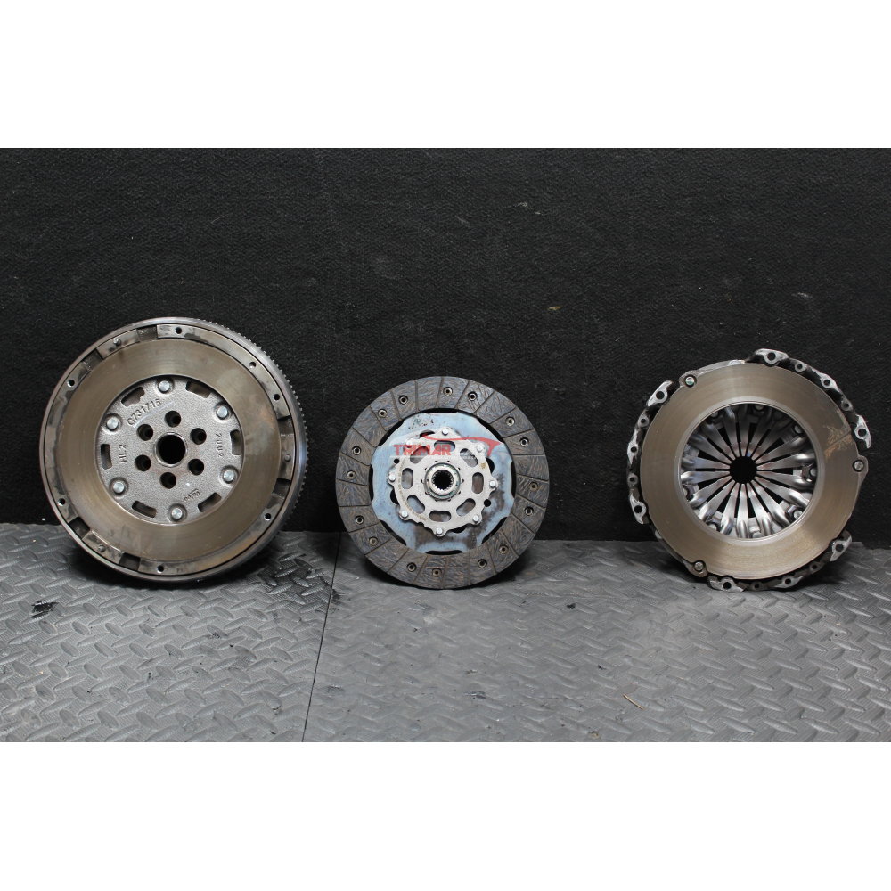 9846799580 KIT VOLANO BIMASSA  FRIZIONE PEUGEOT 2008 II 2019> 1.5 BLUEHDI YH01