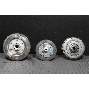 9846799580 KIT VOLANO BIMASSA  FRIZIONE PEUGEOT 2008 II 2019> 1.5 BLUEHDI YH01