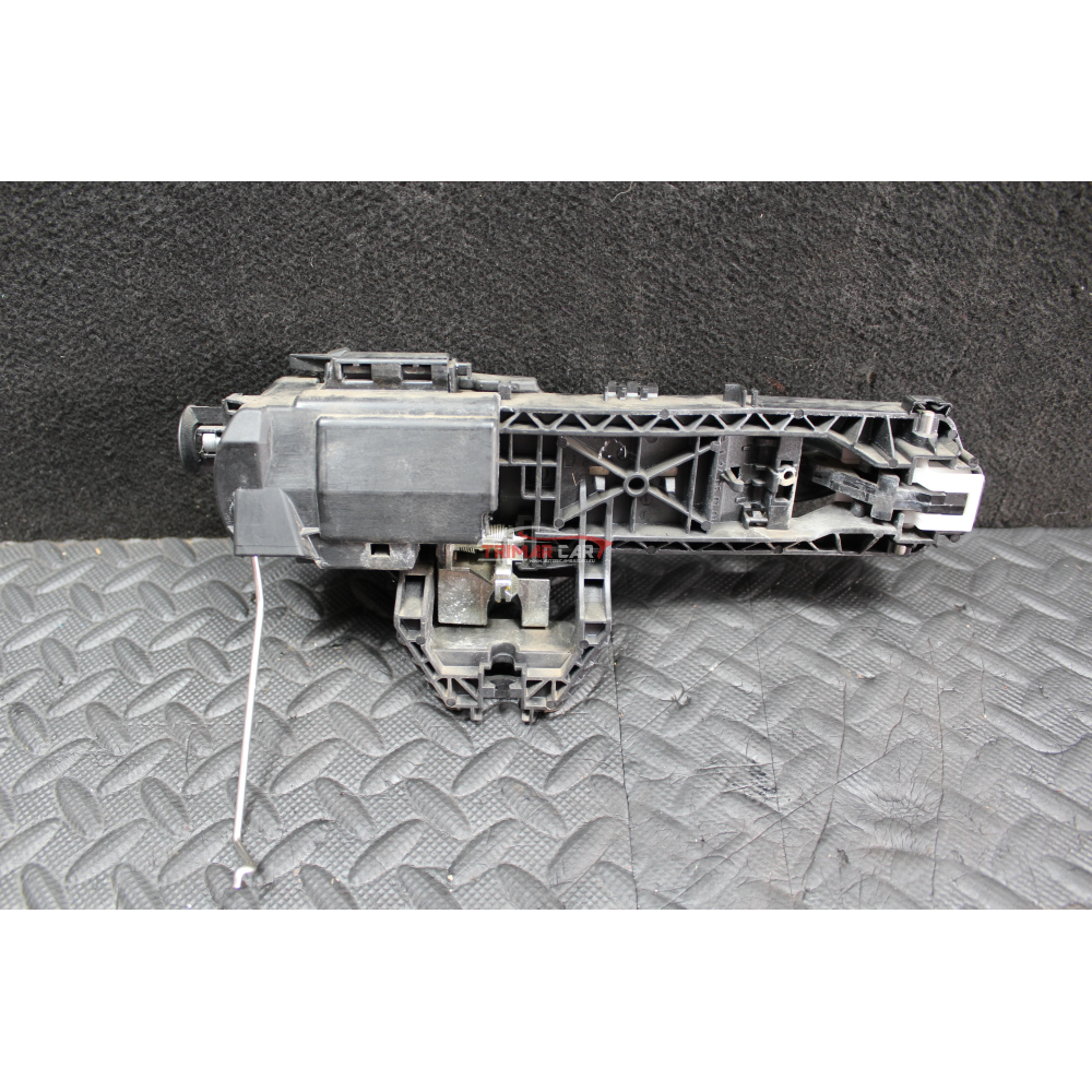 A2047601700 MANIGLIA ESTERNA ANTERIORE SINISTRA MERCEDES CLASSE GLA (X156)(2013 >)