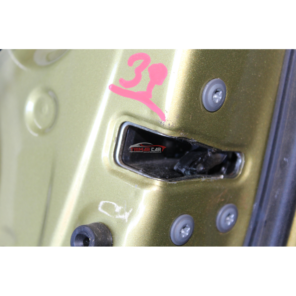 69030K0040 SERRATURA SPORTELLO ANTERIORE DESTRA TOYOTA YARIS CROSS HYBRID (MXP_)(2020>) 1.5 HYBRID TRAZIONE INTEGRALE 116CV 85KW M15AFXE