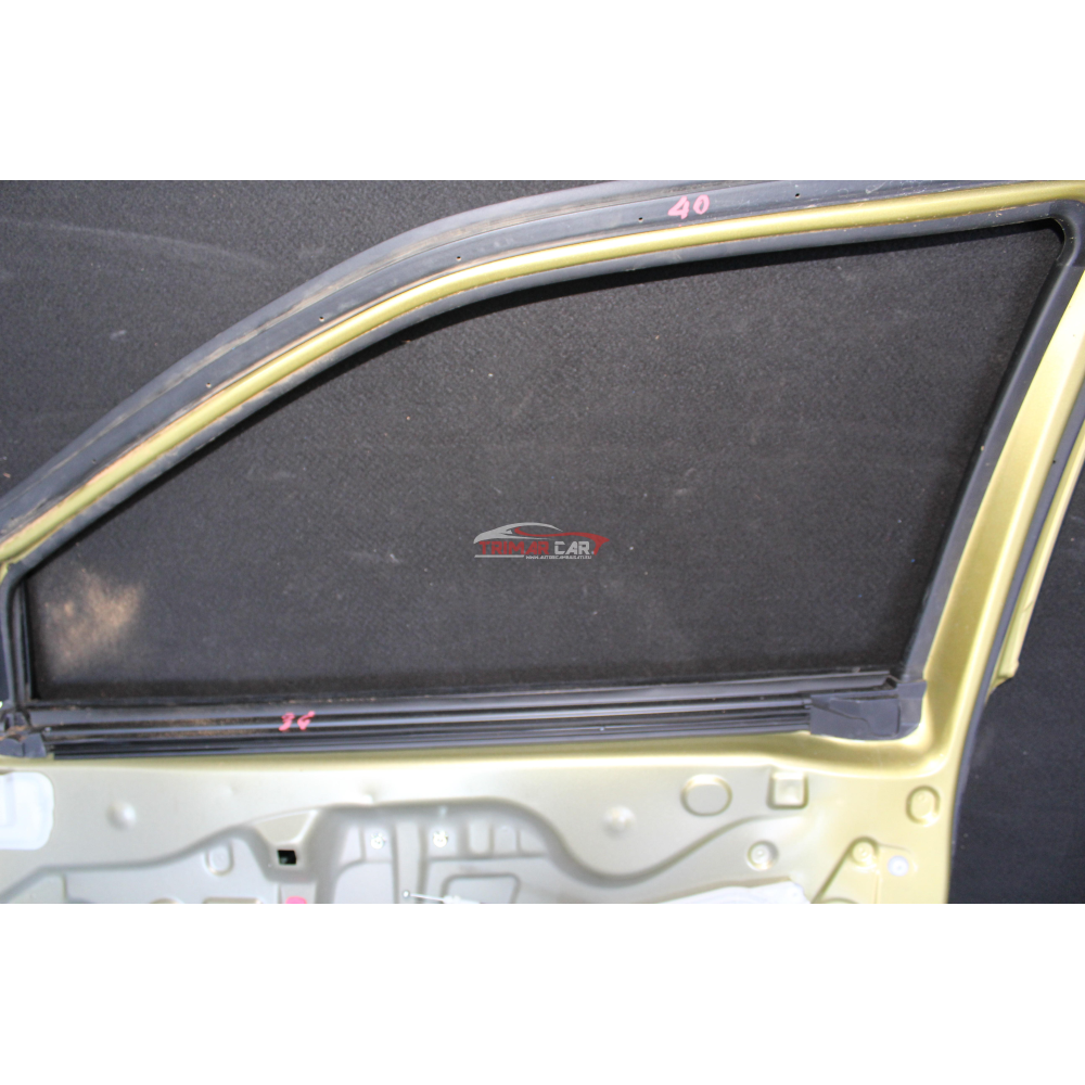 VETRO SCENDENTE PORTA ANTERIORE DESTRA TOYOTA YARIS CROSS HYBRID (MXP_)(2020>) 1.5 HYBRID TRAZIONE INTEGRALE 116CV 85KW M15AFXE