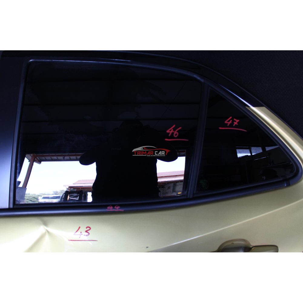 68230K2010 RASCHIAVETRO ESTERNO POSTERIORE SINISTRO TOYOTA YARIS CROSS HYBRID (MXP_)(2020>) 1.5 HYBRID TRAZIONE INTEGRALE 116CV 85KW M15AFXE