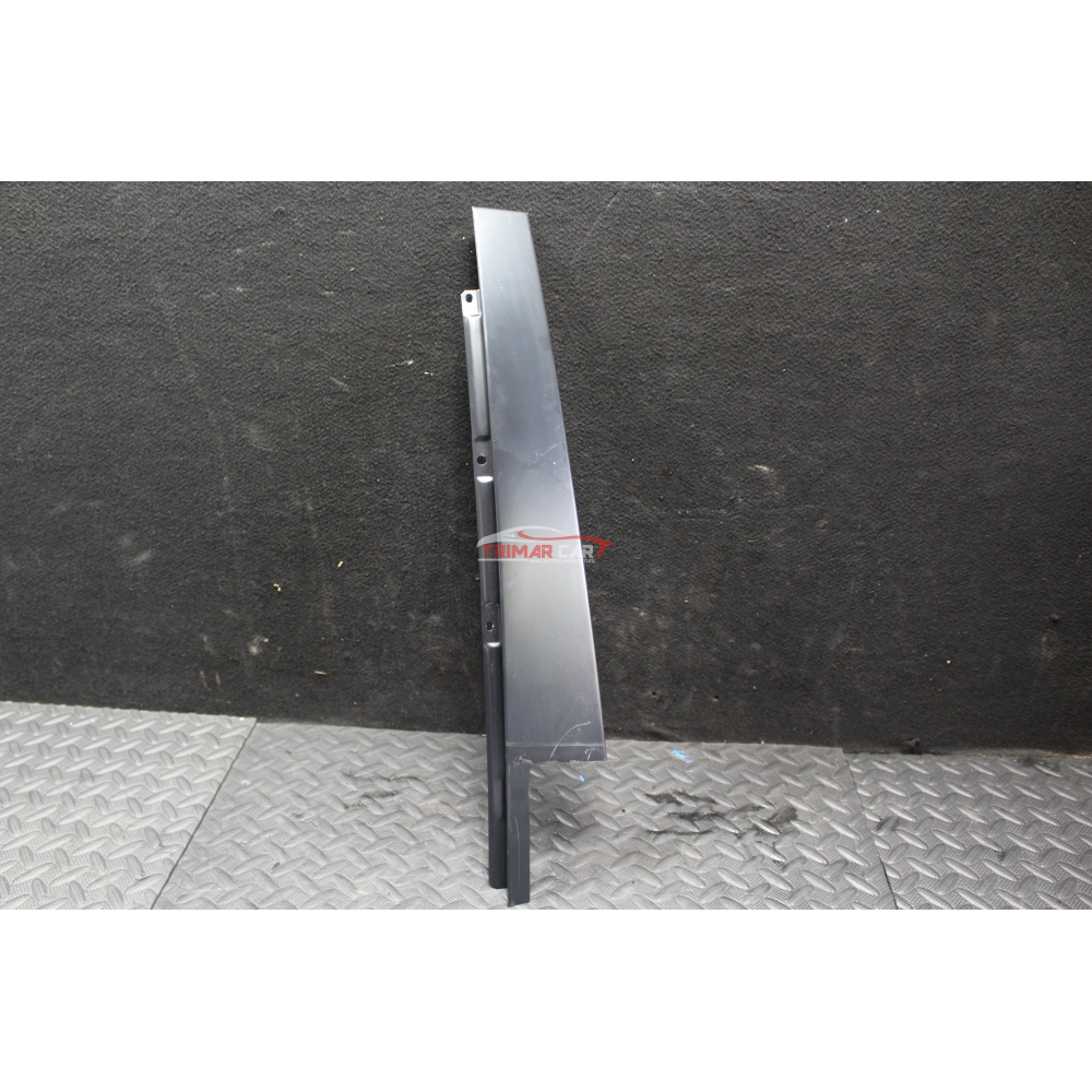 68102576AA MODANATURA SPORTELLO POSTERIORE DESTRO JEEP CHEROKEE 5 (KL)(2013 >)