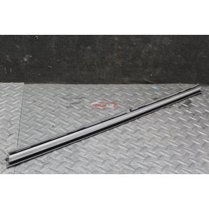 RASCHIAVETRO INTERNO ANTERIORE SINISTRO FIAT PANDA 3 (312,319)(2012 >)