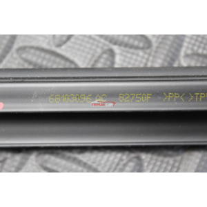 68103096AC RASCHIAVETRO INTERNO POSTERIORE DESTRO JEEP CHEROKEE 5 (KL)(2013 >)