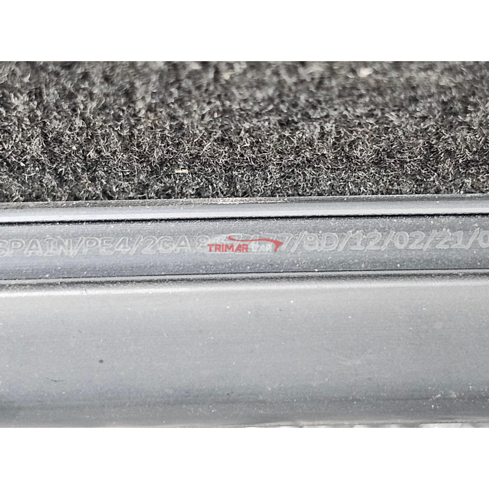 2GA837478D RASCHIAVETRO ESTERNO ANTERIORE DESTRO VOLKSWAGEN T-ROC (A11)(2017 >) 2.0 TDI 4motion 150CV 110KW DTTC