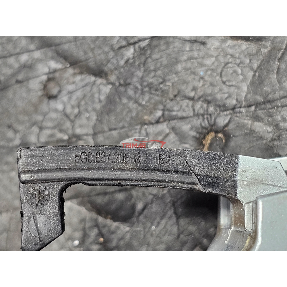 5G0837206R MANIGLIA ESTERNA ANTERIORE DESTRA VOLKSWAGEN T-ROC (A11)(2017 >) 2.0 TDI 4motion 150CV 110KW DTTC