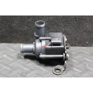 5Q0965561B POMPA ACQUA AUSILIARIA AUDI A4 B8 A5 A6 Q5 8RB 2.0 TDI CNH