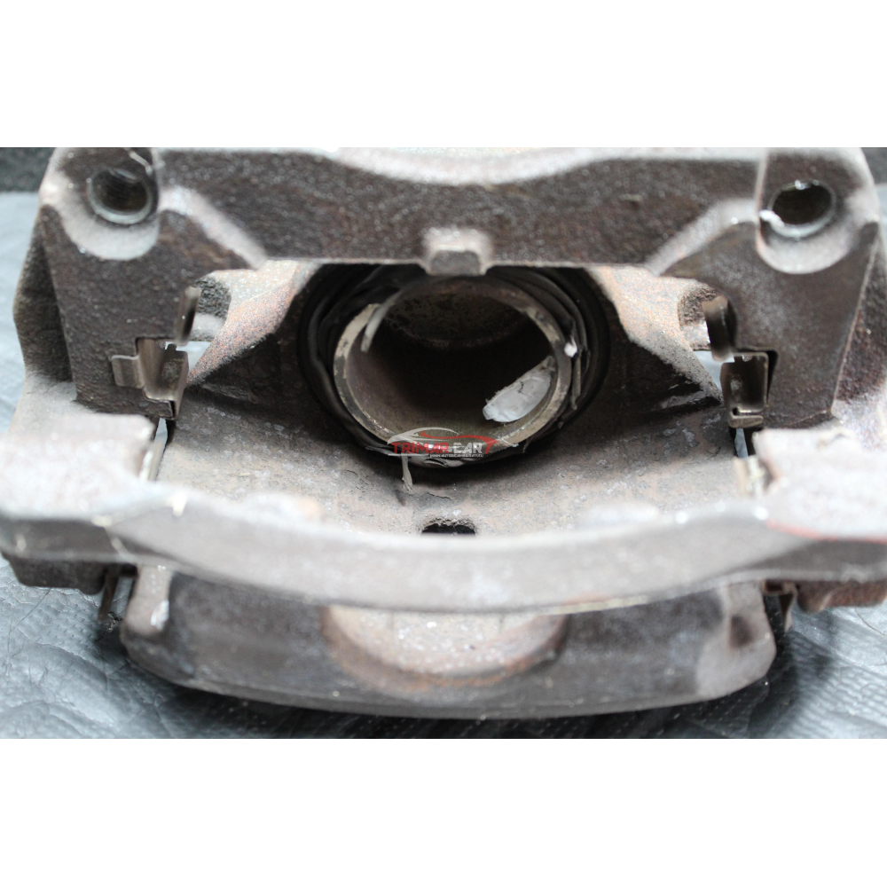 41001JD00A PINZA FRENO ANTERIORE DESTRA NISSAN QASHQAI 1 I (J10,JJ10)(06-13) 1.6 114CV 84KW HR16DE