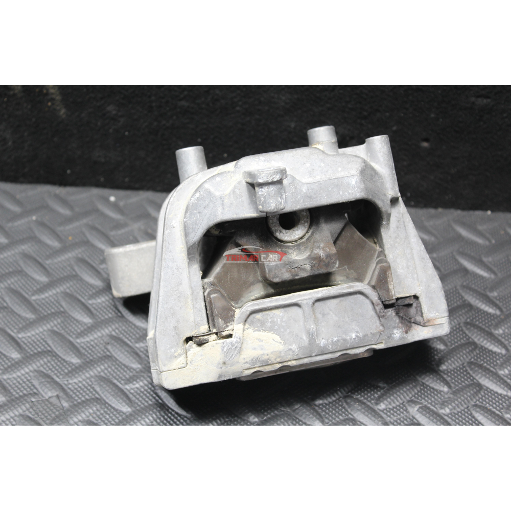 1K0199262CB SUPPORTO MOTORE DESTRO VOLKSWAGEN CADDY 4 IV FURGONATO (2015 >) 2.0 TDI 4MOTION 4X4 90KW 122CV DFS