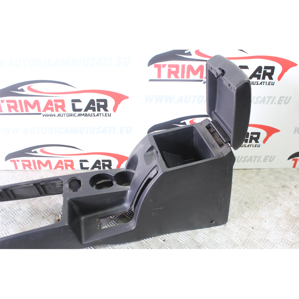 BRACCIOLO CENTRALE POGGIA BRACCIO HYUNDAI TERRACAN (HP) [01-08] 84611-H1600