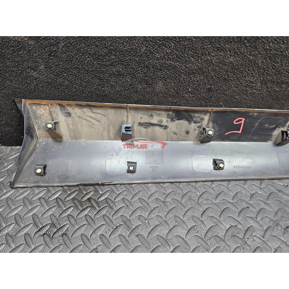 75073K2010 MODANATURA PORTA ANTERIORE DESTRA TOYOTA YARIS CROSS HYBRID (MXP_)(2020>) 1.5 HYBRID TRAZIONE INTEGRALE 116CV 85KW M15AFXE