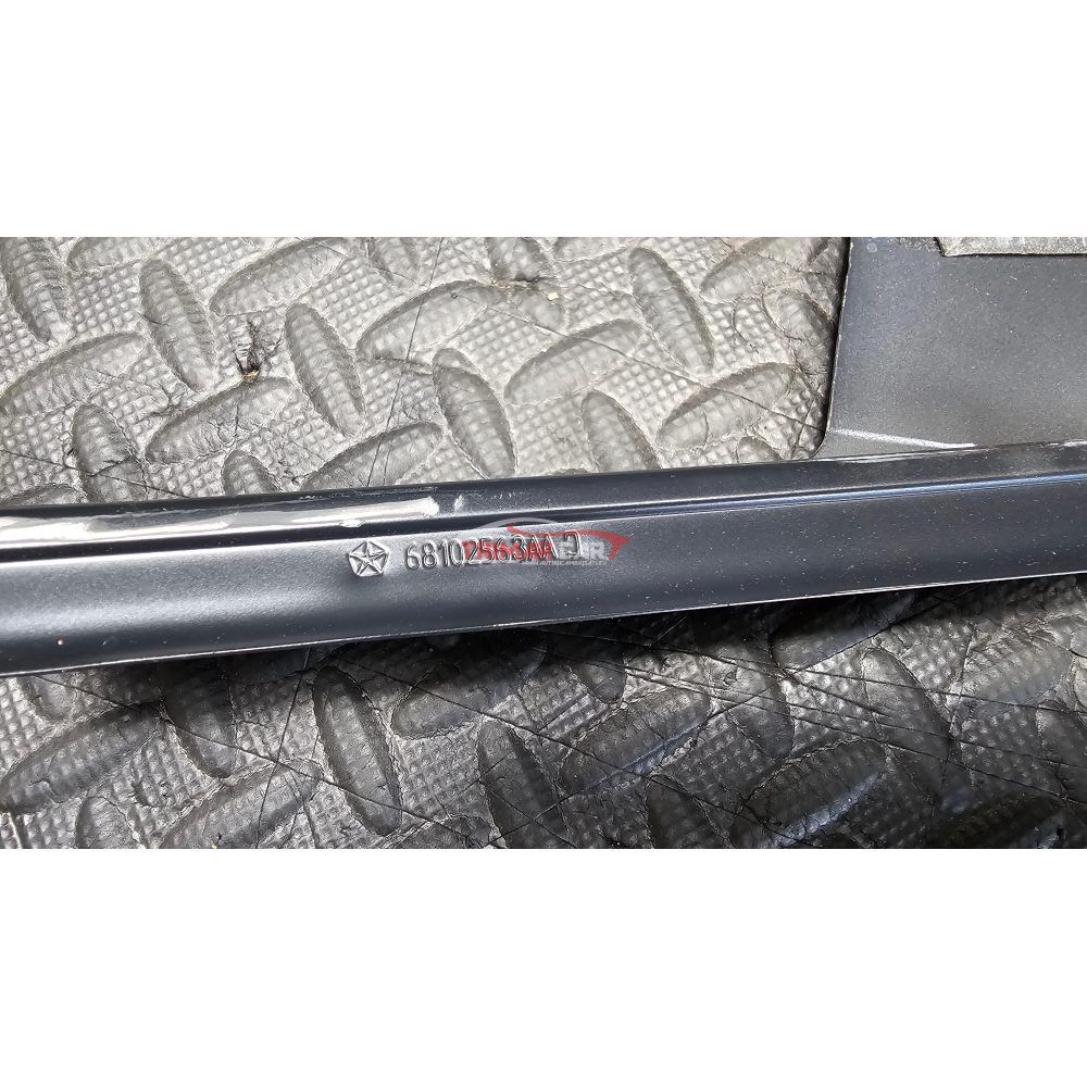 68102563AA MODANATURA SPORTELLO ANTERIORE SINISTRO JEEP CHEROKEE 5 (KL)(2013 >)