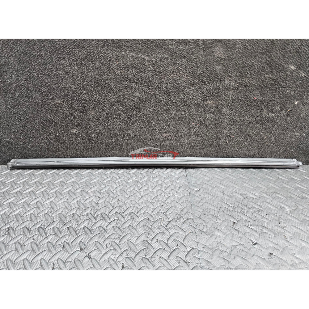 5F4837471A RASCHIAVETRO INTERNO ANTERIORE SINISTRO SEAT LEON (5F1)(2012 >) 1.6TDI 81KW 110CV CXXB