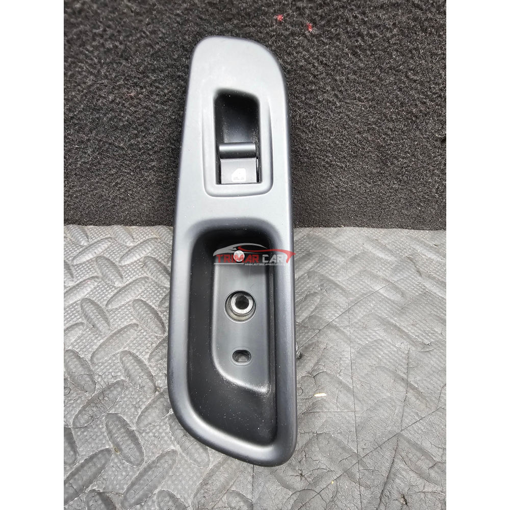 B569 INTERRUTTORE ALZAVETRO POSTERIORE SINISTRO JEEP RENEGADE (BU)(2014 >)