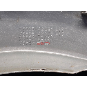 75605-42090 FASCIONE PASSARUOTA POSTERIORE DESTRO TOYOTA RAV4 2 II (A2)(00-05)