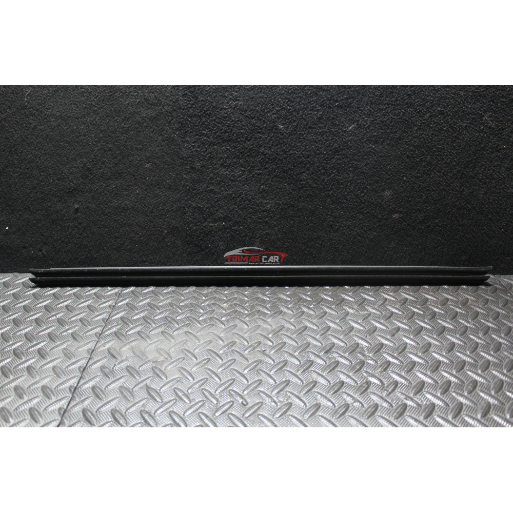 K05076877AC RASCHIAVETRO INTERNO POSTERIORE SINISTRO FIAT FREEMONT (345)(11-16) 2.0 JTD 170CV 939B5000